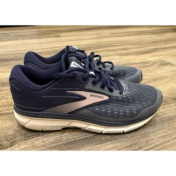 Brooks Women's Dyad 11 Size 8.5 Wide - Picture 1 of 6